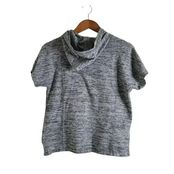 Athleta Girls Gray Pullover Hoodie size L/12 short sleeve. - Picture 2 of 9